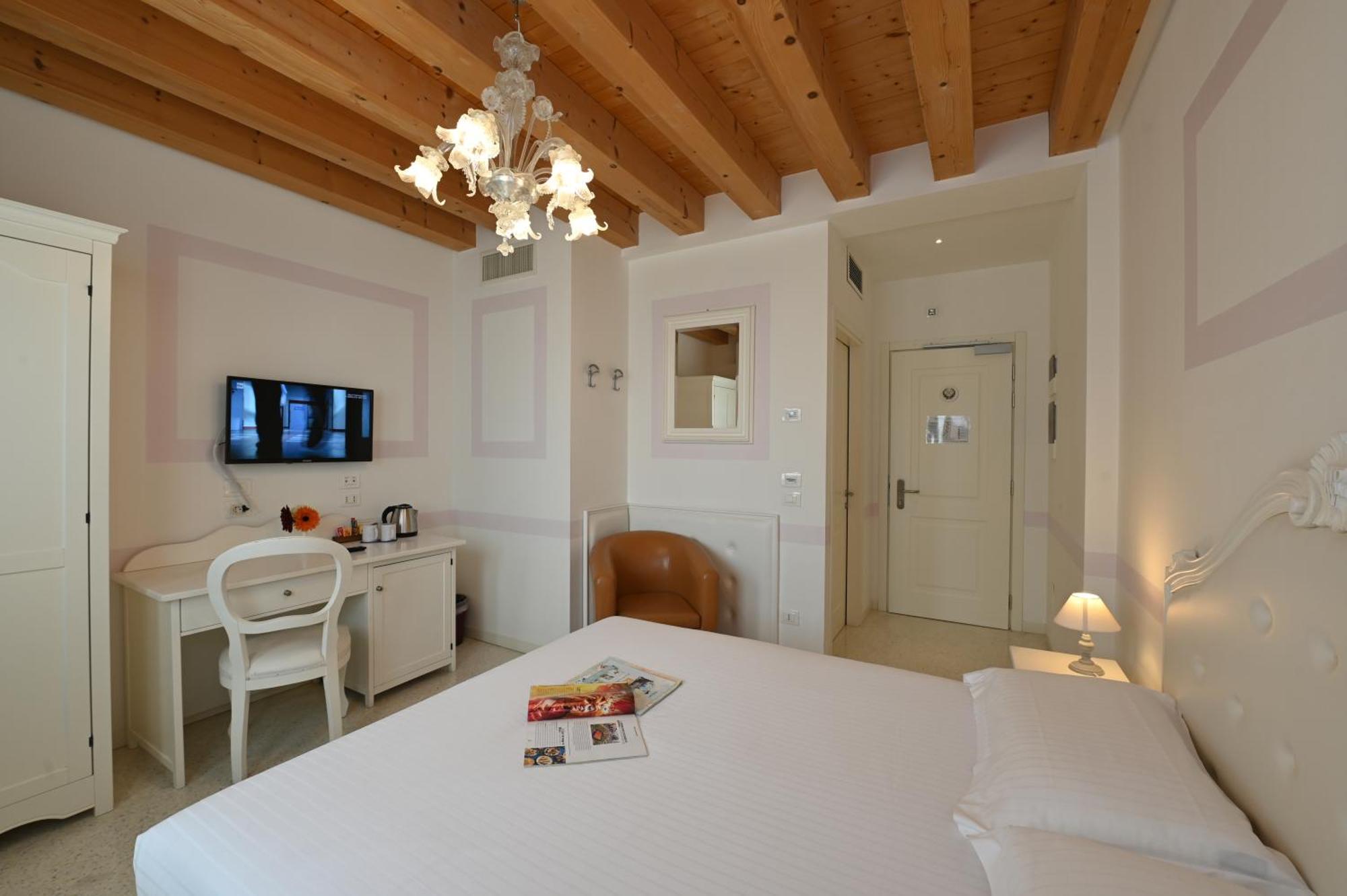 Hotel Villa Patriarca Mirano Exterior photo