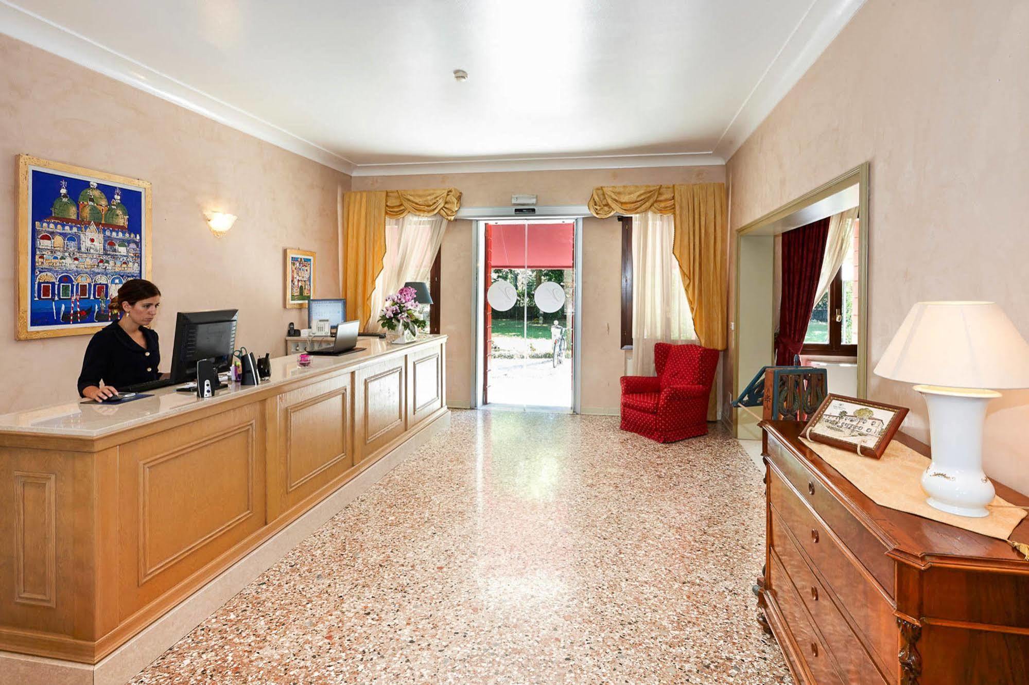 Hotel Villa Patriarca Mirano Exterior photo